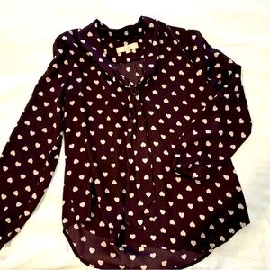 Adorable loft heart top